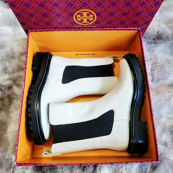 💋LAST DAY!!💋Tory Burch Ivory Leather Benton Boots size 8 - FINAL PRICE - Picture 5 of 11